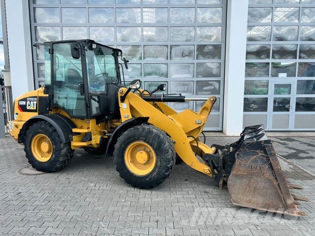 CAT 908M / 2.997h / Gabel / Schaufel لوادر بعجل