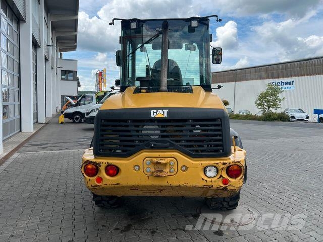 CAT 908M / 2.997h / Gabel / Schaufel لوادر بعجل