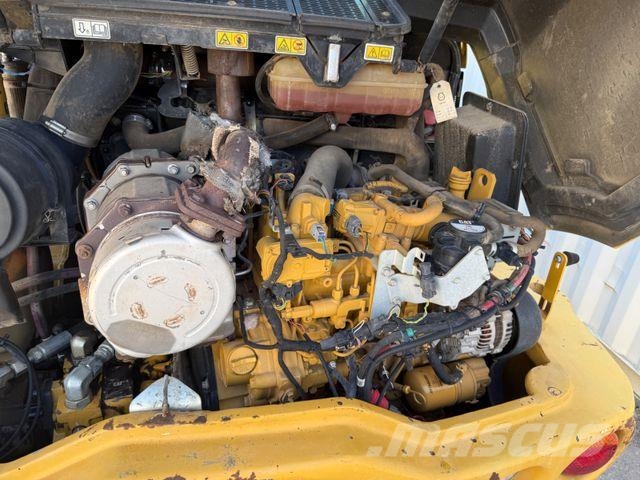 CAT 908M / 2015 BJ / 7.656 H / Schaufel + Gabel Pyöräkuormaajat