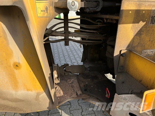 CAT 910 K / Pfreud Waage Cargadoras sobre ruedas