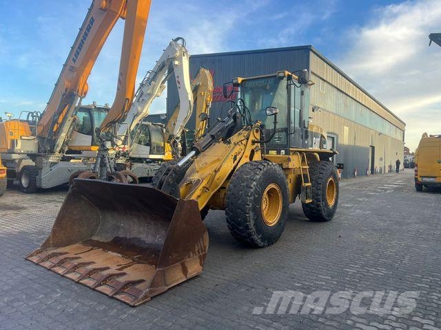 CAT 930 g Pale gommate