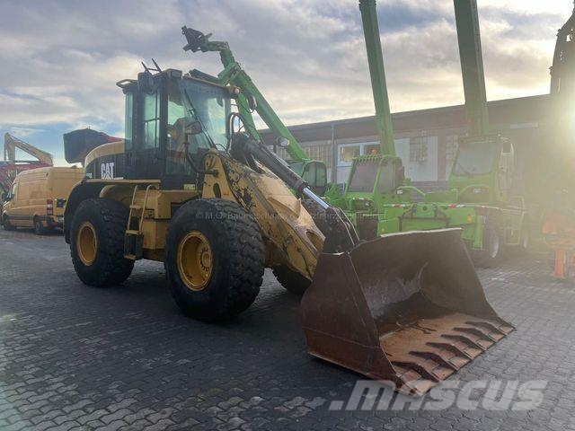 CAT 930 g Pale gommate