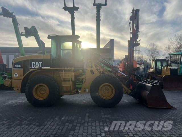 CAT 930 g Pale gommate