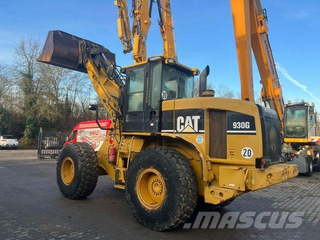 CAT 930 g Pale gommate
