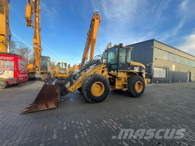 CAT 930 g Pale gommate