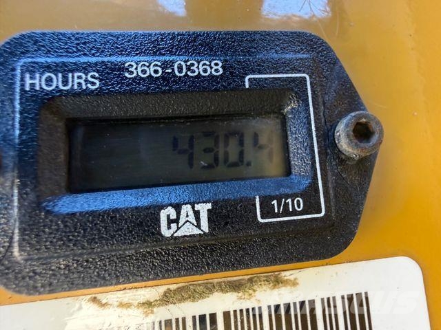 CAT CB1.7 / 2019 BJ / 430 Stunden 기타 롤러