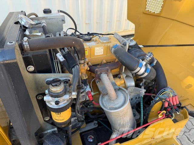 CAT CB1.7 / 2019 BJ / 430 Stunden 기타 롤러