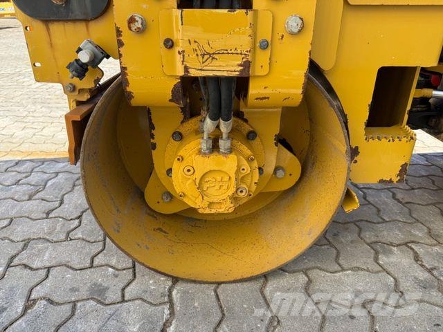 CAT CB1.7 / 2019 BJ / 430 Stunden Other rollers
