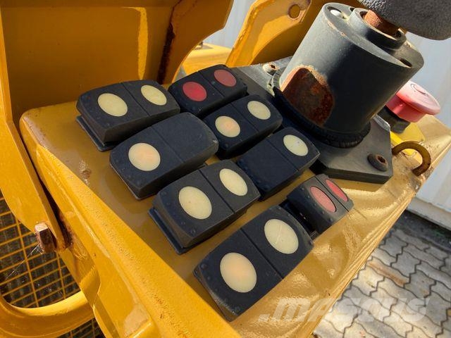 CAT CB1.7 / 2019 BJ / 430 Stunden Other rollers
