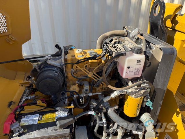 CAT CB1.7 / 2019 BJ / 430 Stunden Other rollers