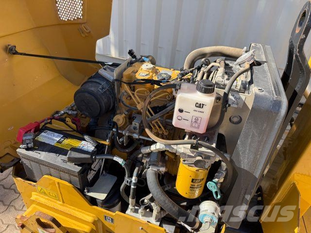 CAT CB1.7 / 2019 BJ / 430 Stunden Other rollers