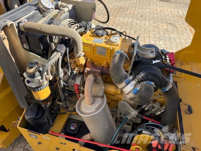 CAT CB1.7 / 2019 BJ / 430 Stunden Other rollers
