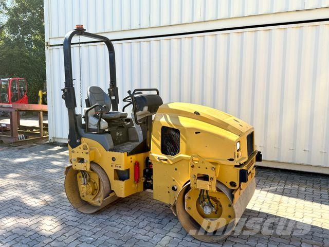 CAT CB2.7 / 2018 BJ / 845 H / 2.5 Tonnen 기타 롤러
