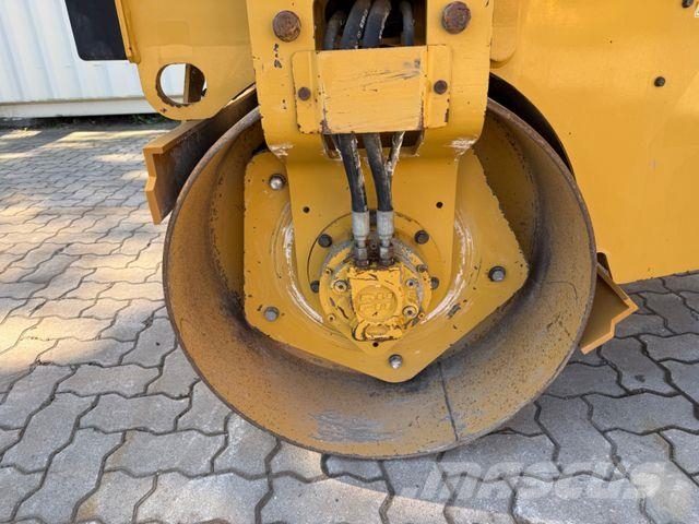 CAT CB2.7 / 2018 BJ / 845 H / 2.5 Tonnen 기타 롤러
