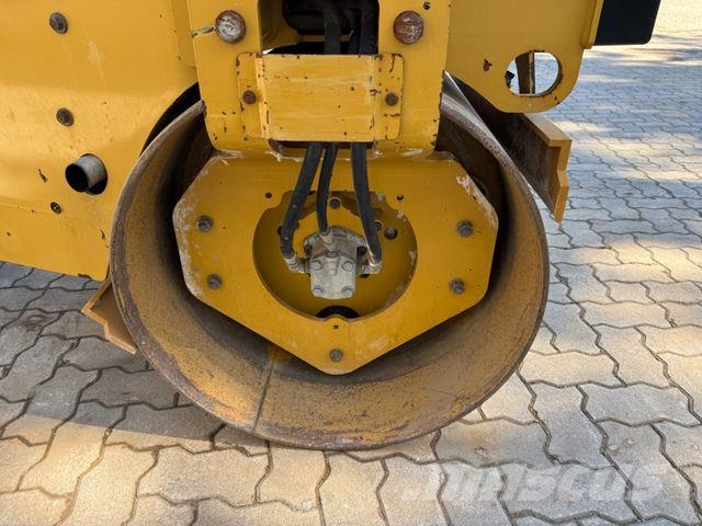 CAT CB2.7 / 2018 BJ / 845 H / 2.5 Tonnen 기타 롤러