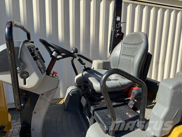 CAT CB34B / 2018 BJ / 932 Stunden / 4.3 Tonnen Other rollers