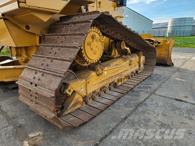CAT D 5 M LGP *2000*1.274 h*CE*Ripper ventil* Telaketjupuskutraktorit