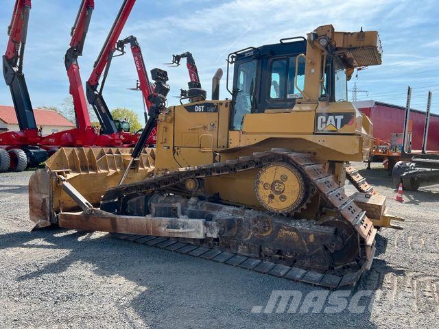 CAT D6T LGP / 2014 / 16.261h / Klima / Ripperventil Crawler dozers