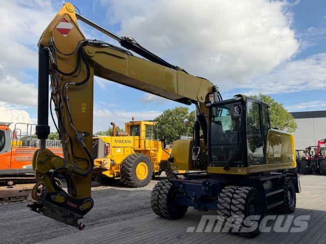 CAT M 322F Mobilbagger (no M318/M320) OQ70/55 Excavadoras de ruedas