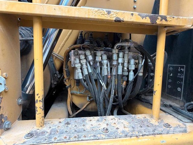 CAT M322D Hjulgravere