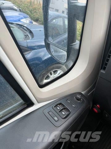 Citroën Jumper 35 L2H2 Motorschaden BlueHD شاحنة مقفلة