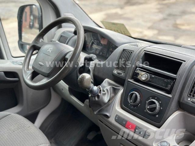 Citroën Jumper Kasten 60 HDI 100 AHK Regale 廂式貨物運輸車