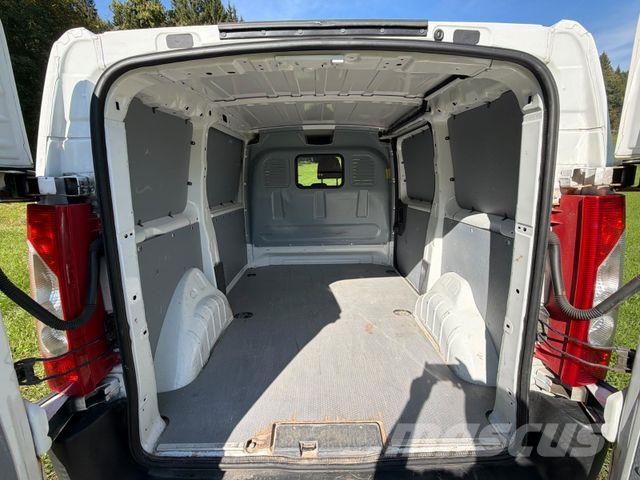 Citroën Jumpy HDi 90 27 L1H1 KW 90 STA10 L Dostavna vozila / kombiji