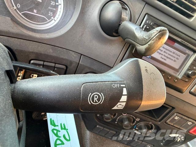 DAF CF 400 Camión con caja abierta