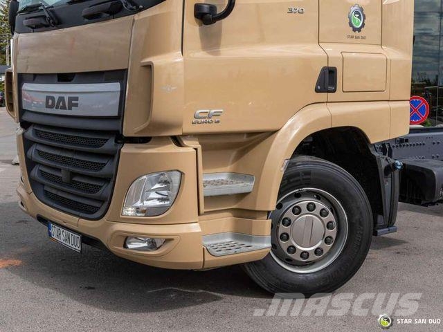 DAF CF370 6x2 chassis built-in frame Chassis