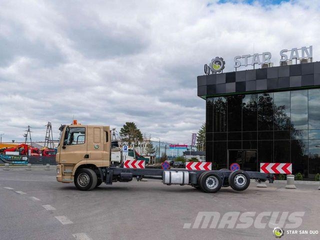 DAF CF370 6x2 chassis built-in frame Chassis
