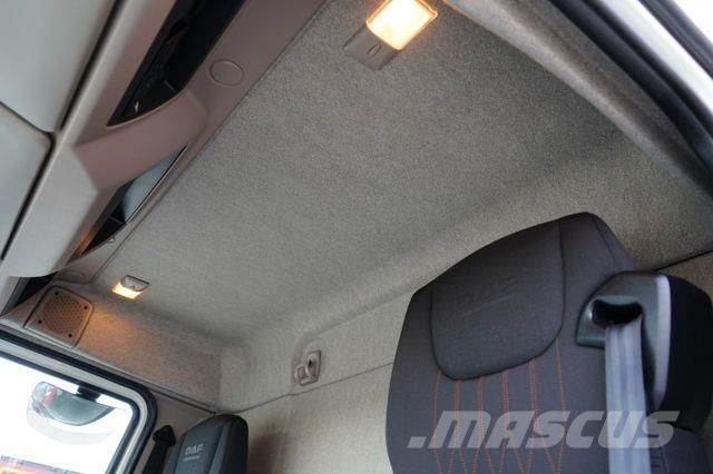 DAF LF / 260 / E 6 / ACC / BURTOFIRANKA + WINDA / ŁA Camiones de caja de lona