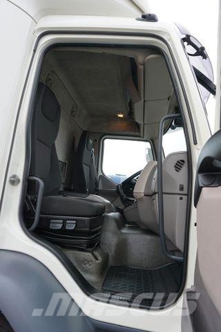 DAF LF / 290 / E 6 / FIRANKA + WINDA / ŁAD. 9 970 KG Тентовані вантажівки
