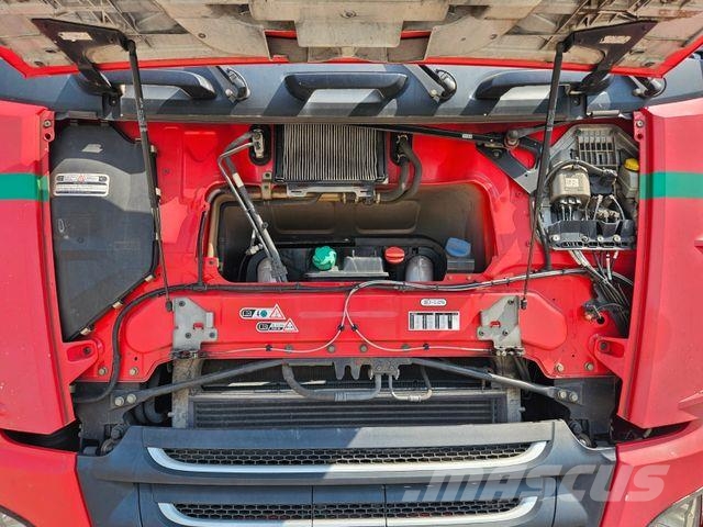 DAF XF 440 *2017*Manual gearbox!*Retarder*Standklima 曳引機組件