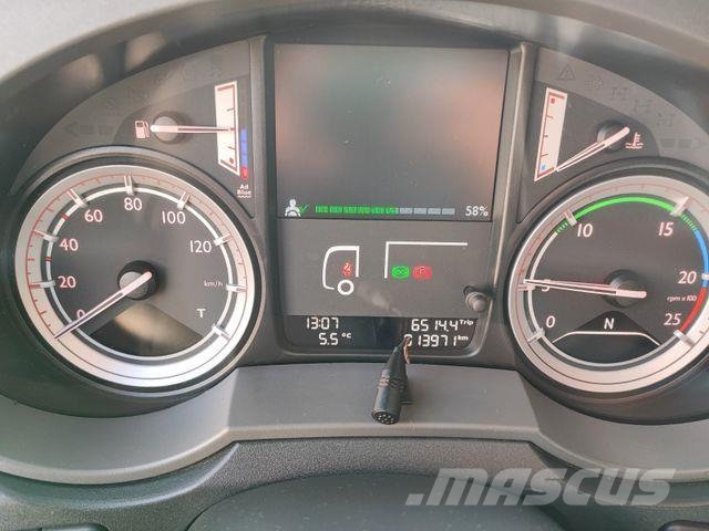 DAF XF 460 FT SUPER SPACE CAPE STANDKLIMA 2X TANK Tractor Units