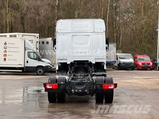 DAF XF 480 FA 4x2 Fahrgestell Blatt-/Luft *NEU* Kuorma-autoalustat