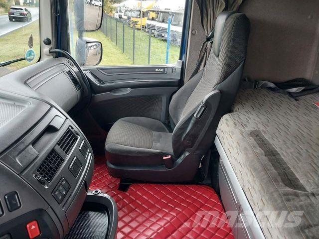DAF XF 510 FAN Camion à rideaux coulissants (PLSC)
