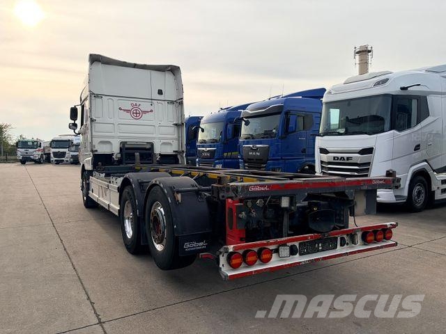 DAF XF 530 FAN / LENK+LIFT / 1.HD / STAND * ALCOA Kamioni-šasije
