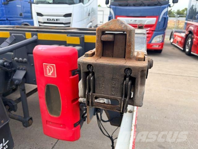 DAF XF 530 FAN / LENK+LIFT / 1.HD / STAND * ALCOA Kamioni-šasije