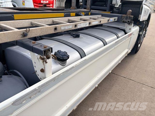 DAF XF 530 FAN / LENK+LIFT / 1.HD / STAND * ALCOA Kamioni-šasije