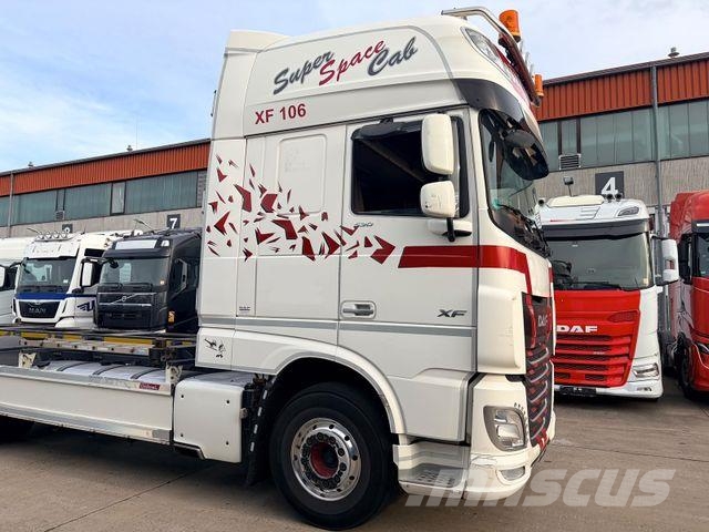 DAF XF 530 FAN / LENK+LIFT / 1.HD / STAND * ALCOA Kamioni-šasije