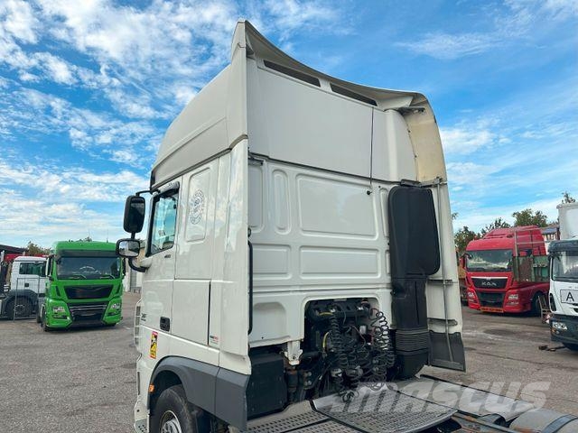 DAF XF460FT SUPER SPACD CAPE STANDKLIMA LKA/ACC Tractor Units