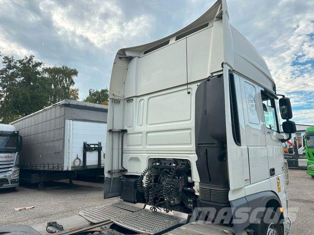 DAF XF460FT SUPER SPACD CAPE STANDKLIMA LKA/ACC Tractor Units