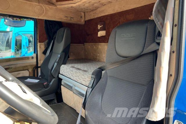 DAF XF510 6x2 شاحنات بغطاء جانبي