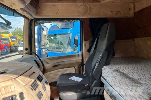 DAF XF510 6x2 شاحنات بغطاء جانبي