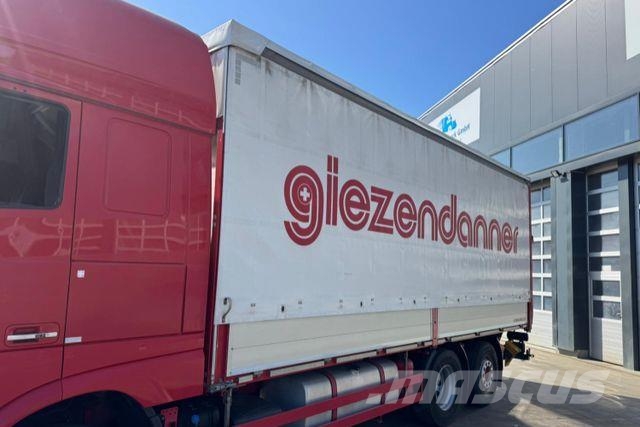 DAF XF510 6x2 Tents
