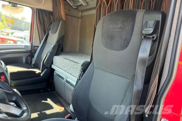 DAF XF510 6x2 Tents