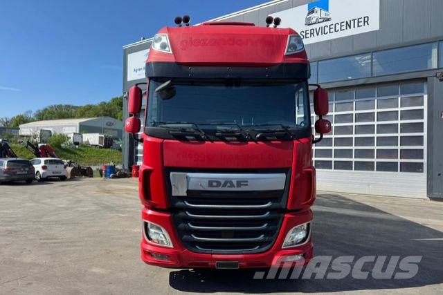 DAF XF510 6x2 Tents