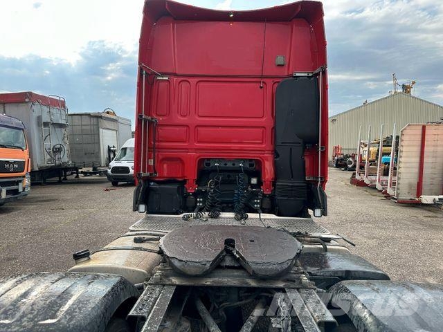 DAF XF530FT SSC RETARDER 2 KREIS KIPPHYDRAULIK LKA Trekkers