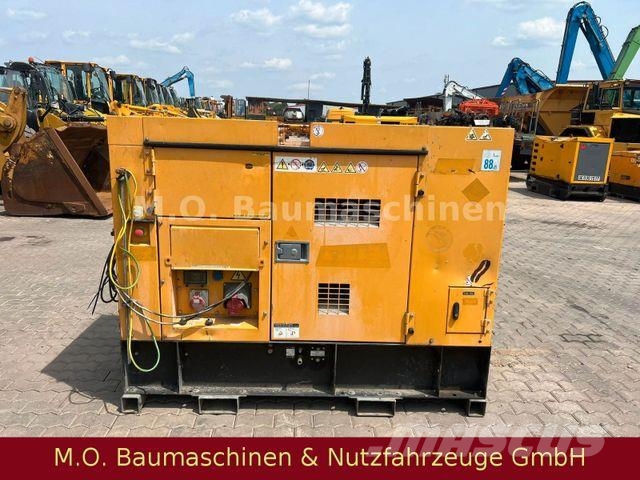 Denyo 40 KVA / Generator / Otros componentes