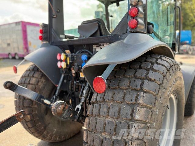 Deutz-Fahr Agrokid 230 Hofschlepper +Kehrbesen&amp;Mähwerk Traktoren
